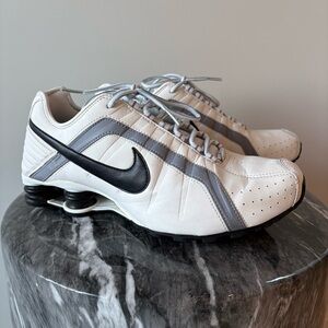 OG Y2K Men’s Nike Shox R4 size 9